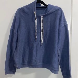 Blue Aerie Women’s cropped ribbed hoodie size M